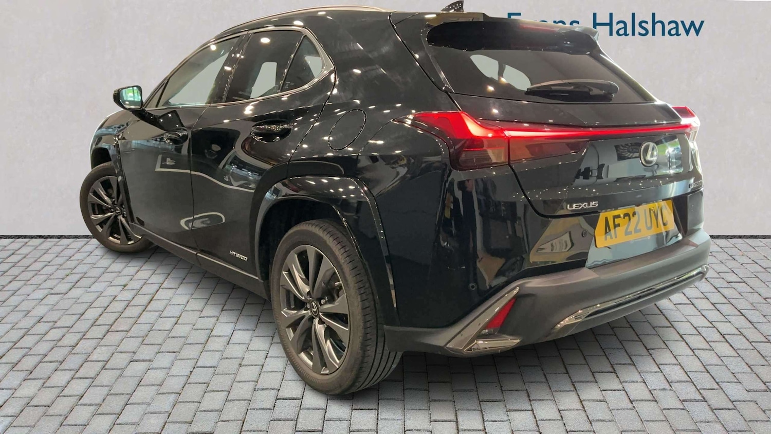 Used Lexus UX 2022 for sale - 77962811: Photo 2