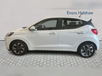 Used Hyundai i10 2023 for sale - 79716307: Photo