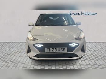 Used Hyundai i10 2023 for sale - 79716307: Photo