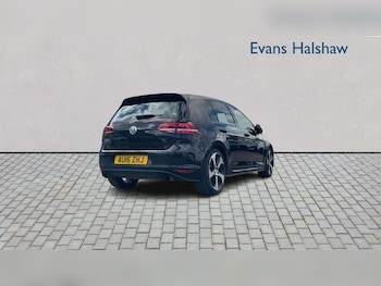 Used Volkswagen Golf 2016 for sale - 78893401: Photo