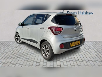 Used Hyundai i10 2018 for sale - 78604381: Photo