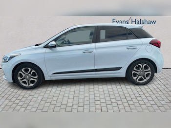 Used Hyundai i20 2019 for sale - 79096064: Photo