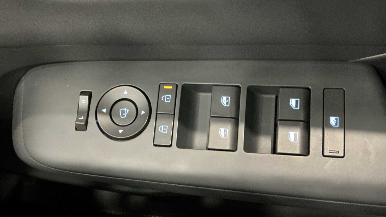 Used Hyundai KONA for sale - 77962800: Photo 23