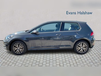 Used Volkswagen Golf 2017 for sale - 78519622: Photo