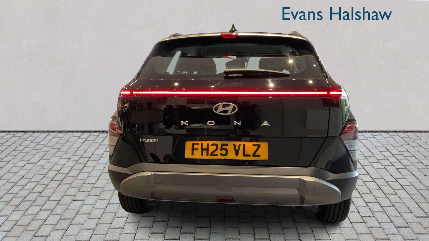 Used Hyundai KONA 2025 for sale - 78010402: Photo 5