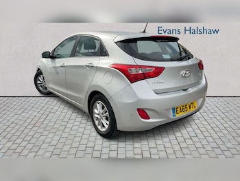 Used Hyundai i30 2015 for sale - 79429109: Photo