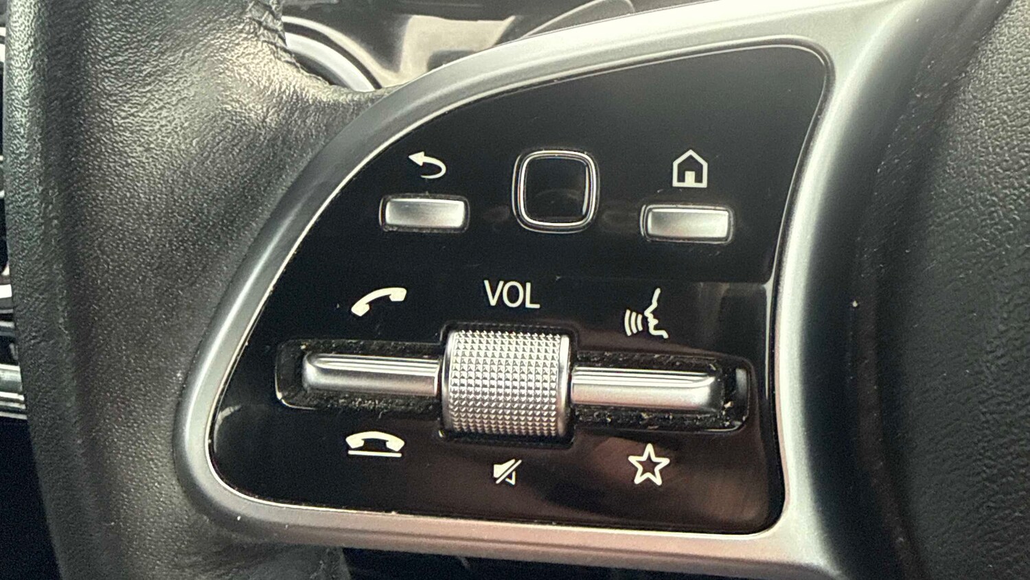 Used Mercedes-Benz A-Class for sale - 77962729: Photo 25