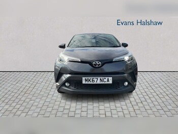 Used Toyota C-HR 2017 for sale - 78321705: Photo