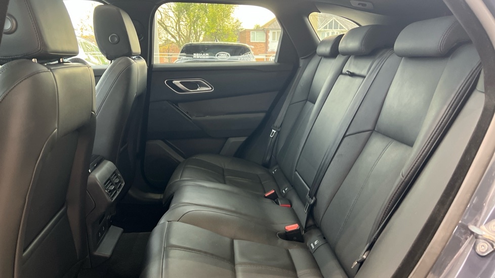 Used Land Rover Range Rover Velar 2023 for sale - 76302445: Photo 4