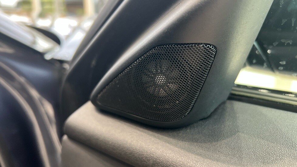 Used Land Rover Range Rover Velar 2023 for sale - 76302445: Photo 73