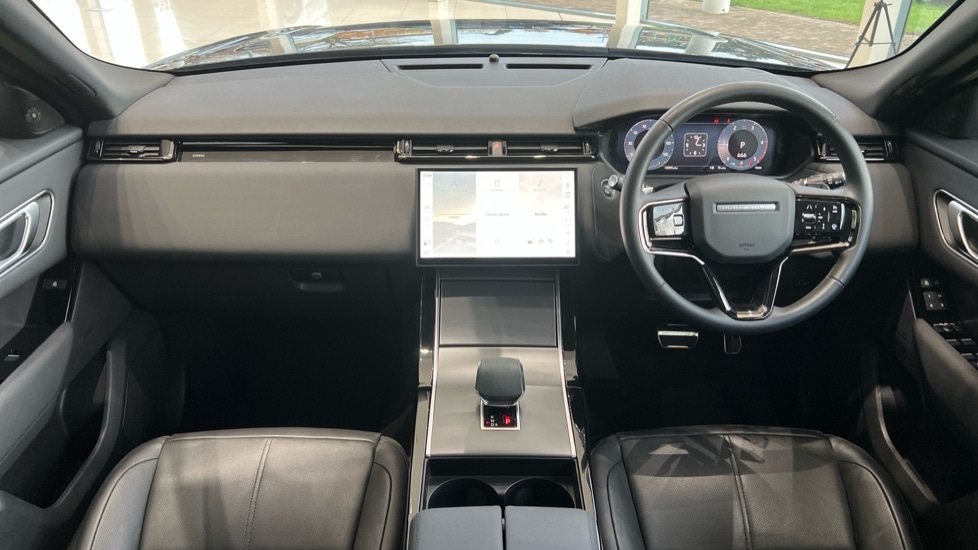 Used Land Rover Range Rover Velar 2023 for sale - 76302445: Photo 9