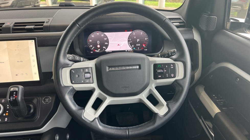 Used Land Rover Defender 2024 for sale - 76061992: Photo 15