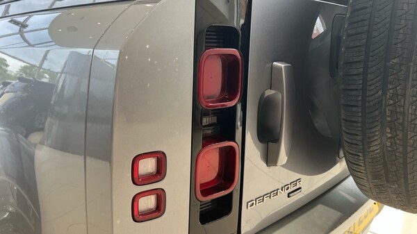 Used Land Rover Defender 2021 for sale - 76229169: Photo 19