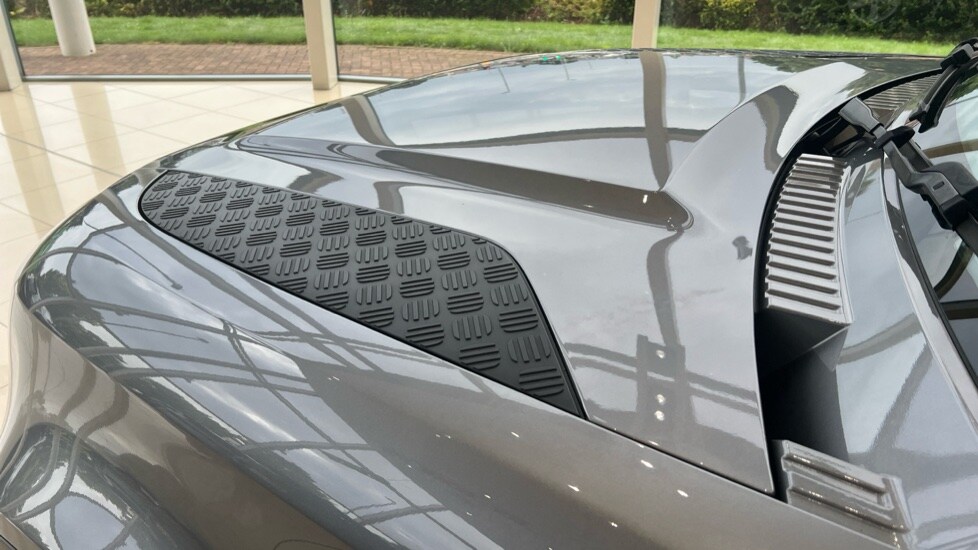 Used Land Rover Defender 2021 for sale - 76229169: Photo 23