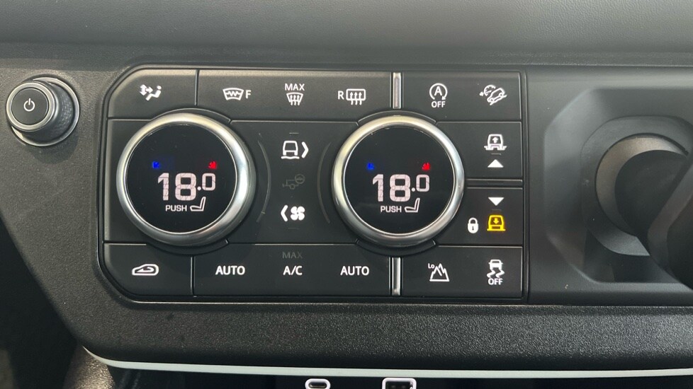 Used Land Rover Defender 2021 for sale - 76229169: Photo 58