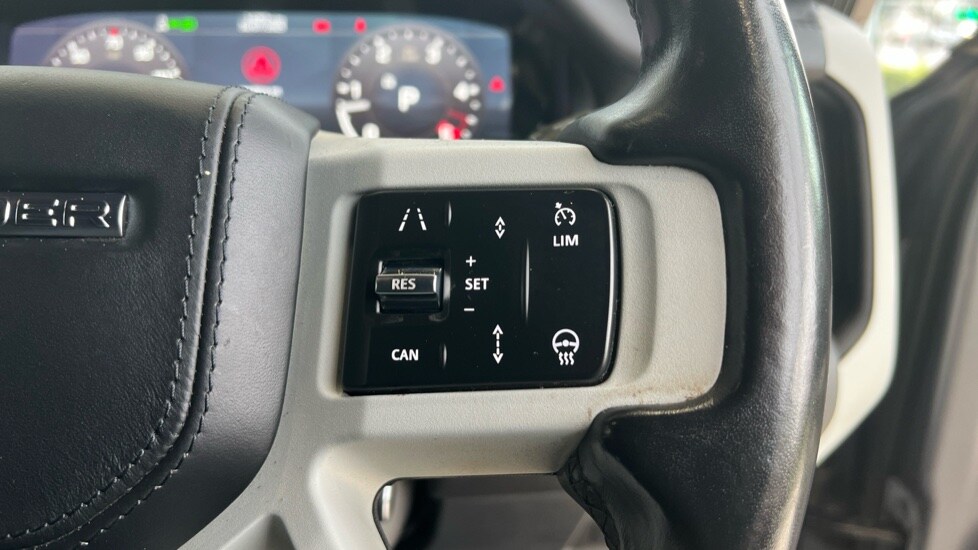 Used Land Rover Defender 2021 for sale - 76229169: Photo 66