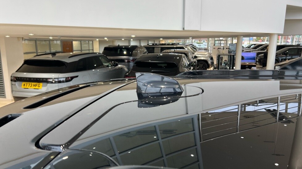 Used Land Rover Discovery 2024 for sale - 76851197: Photo 42