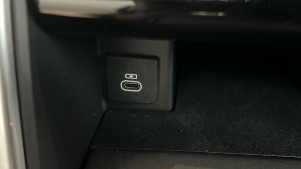 Used Land Rover Discovery 2024 for sale - 76851197: Photo 60