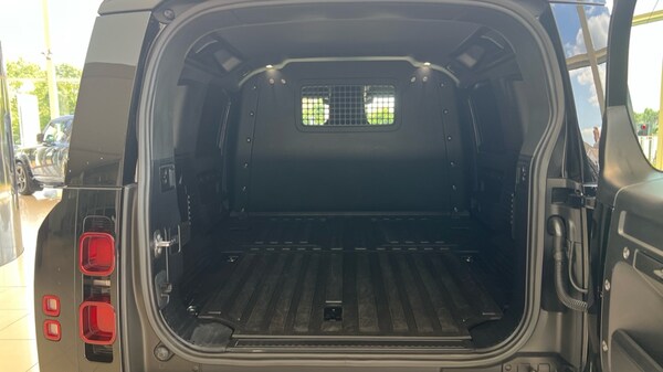 Used Land Rover Defender 2022 for sale - 75395513: Photo 10