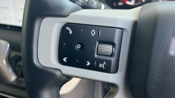Used Land Rover Defender 2022 for sale - 75395513: Photo 63