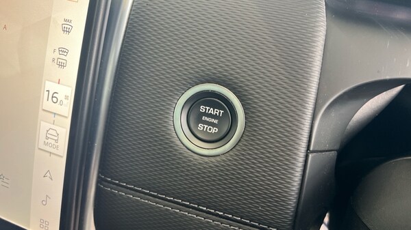 Used Land Rover Discovery Sport 2025 for sale - 75742785: Photo 63
