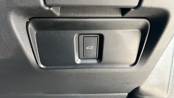 Used Land Rover Discovery Sport 2025 for sale - 75742785: Photo 70