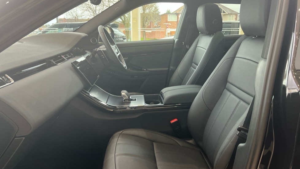 Used Land Rover Range Rover Evoque 2025 for sale - 77082457: Photo 3