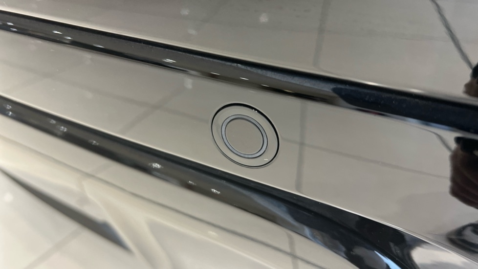 Used Land Rover Range Rover Evoque 2025 for sale - 77082457: Photo 47