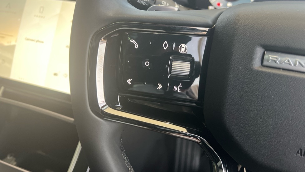 Used Land Rover Range Rover Evoque 2025 for sale - 77082457: Photo 66