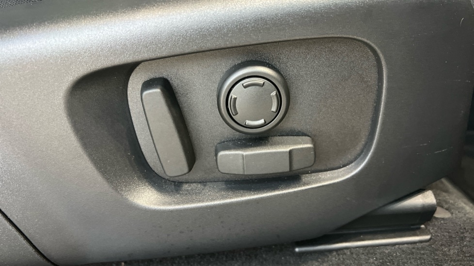 Used Land Rover Range Rover Evoque 2025 for sale - 77082457: Photo 74