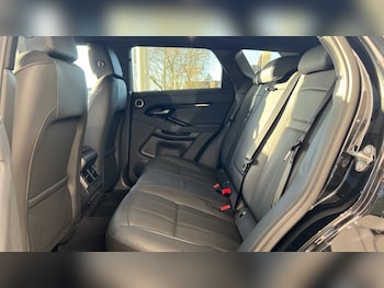 Used Land Rover Range Rover Evoque 2025 for sale - 76977809: Photo