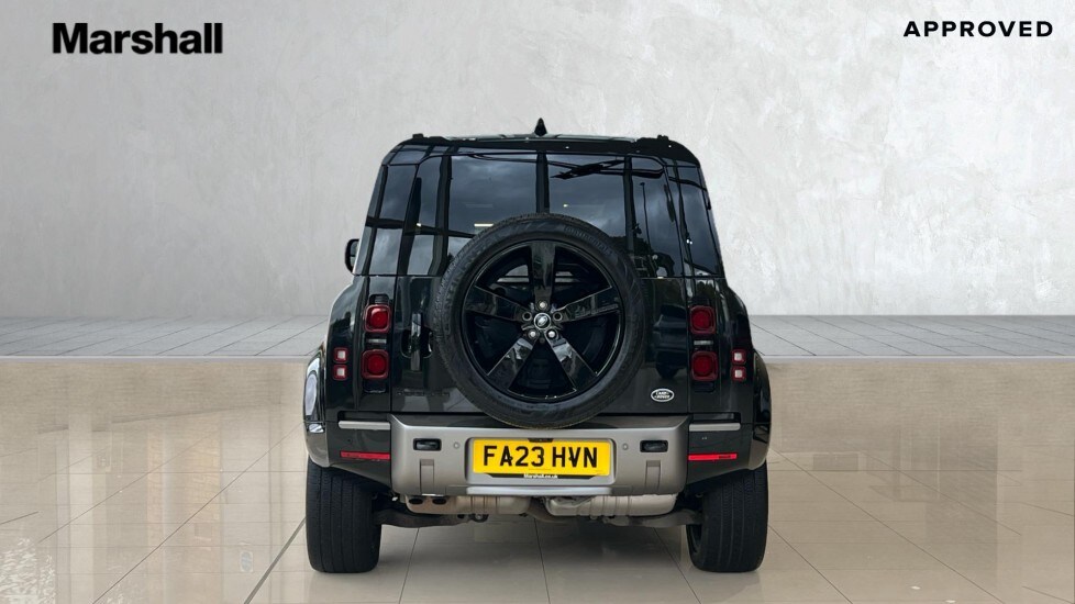 Used Land Rover Defender 2023 for sale - 76007860: Photo 6