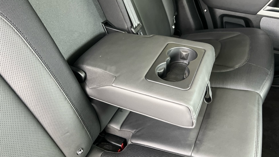 Used Land Rover Defender 2023 for sale - 76007860: Photo 81
