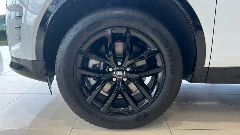 Used Land Rover Discovery Sport 2025 for sale - 76145824: Photo 31