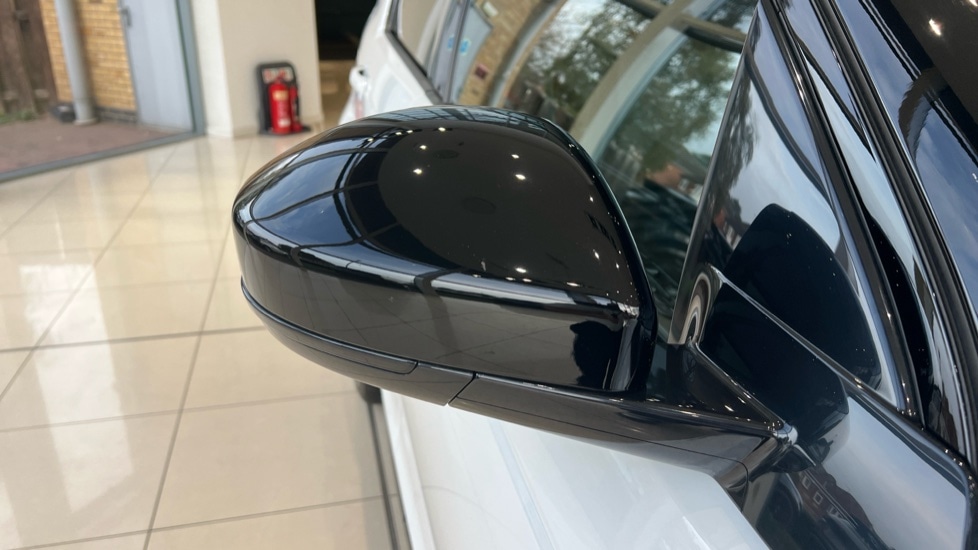 Used Land Rover Discovery Sport 2025 for sale - 76145824: Photo 38