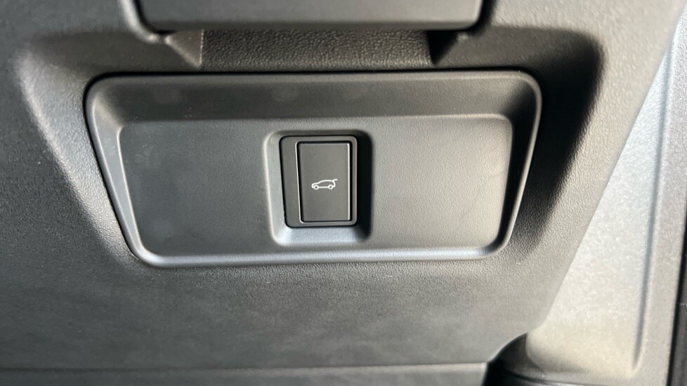 Used Land Rover Discovery Sport 2025 for sale - 76145824: Photo 69