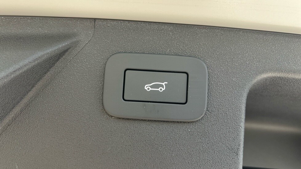 Used Land Rover Discovery Sport 2025 for sale - 76145824: Photo 83