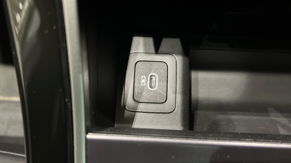 Used Land Rover Range Rover Evoque 2025 for sale - 76888808: Photo 61