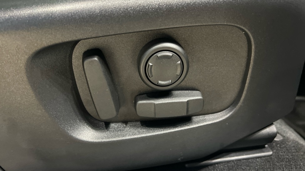 Used Land Rover Range Rover Evoque 2025 for sale - 76888808: Photo 74