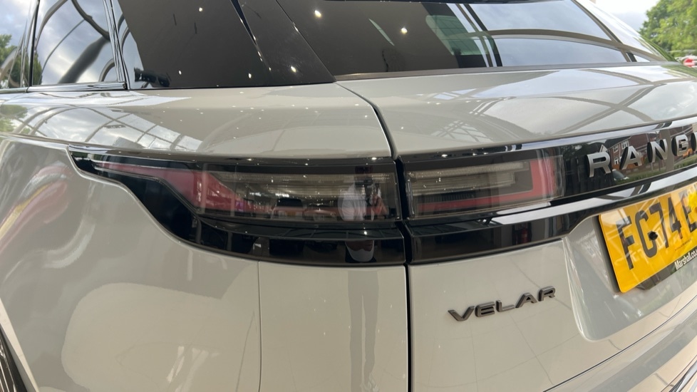 Used Land Rover Range Rover Velar 2024 for sale - 76203773: Photo 19