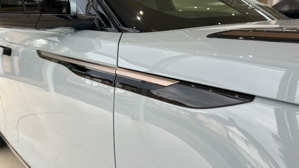 Used Land Rover Range Rover Velar 2024 for sale - 76203773: Photo 22