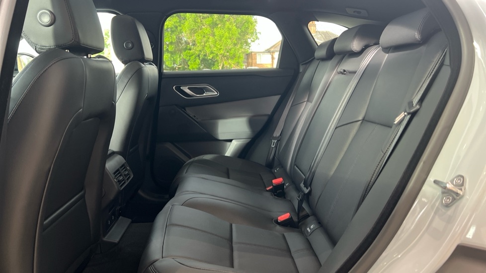 Used Land Rover Range Rover Velar 2024 for sale - 76203773: Photo 4