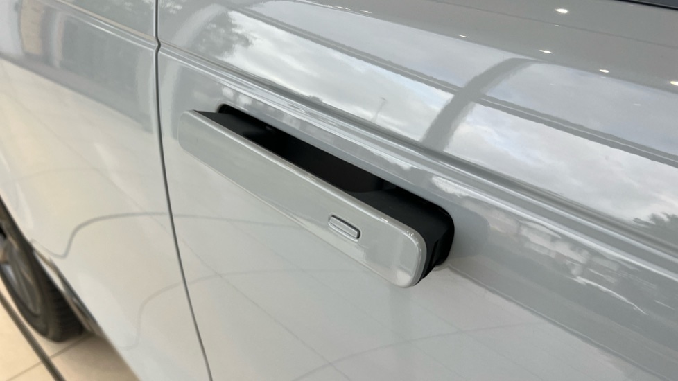 Used Land Rover Range Rover Velar 2024 for sale - 76203773: Photo 41