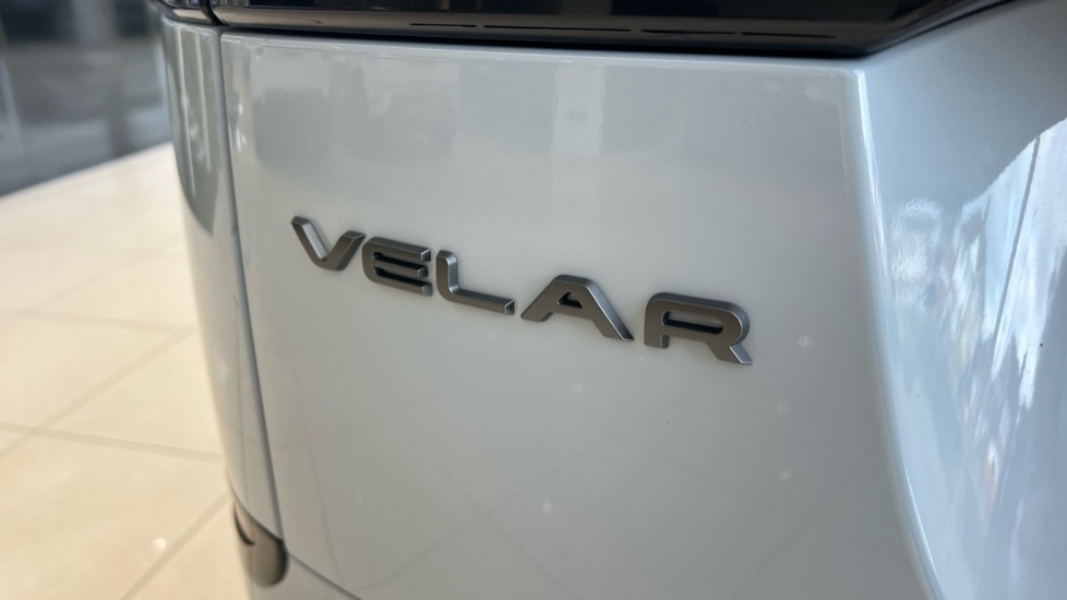 Used Land Rover Range Rover Velar 2024 for sale - 76203773: Photo 48