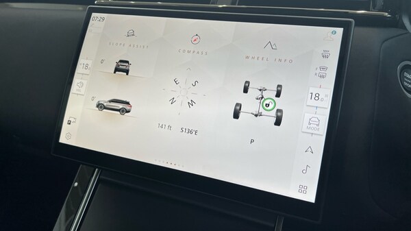Used Land Rover Range Rover Velar 2024 for sale - 76203773: Photo 50