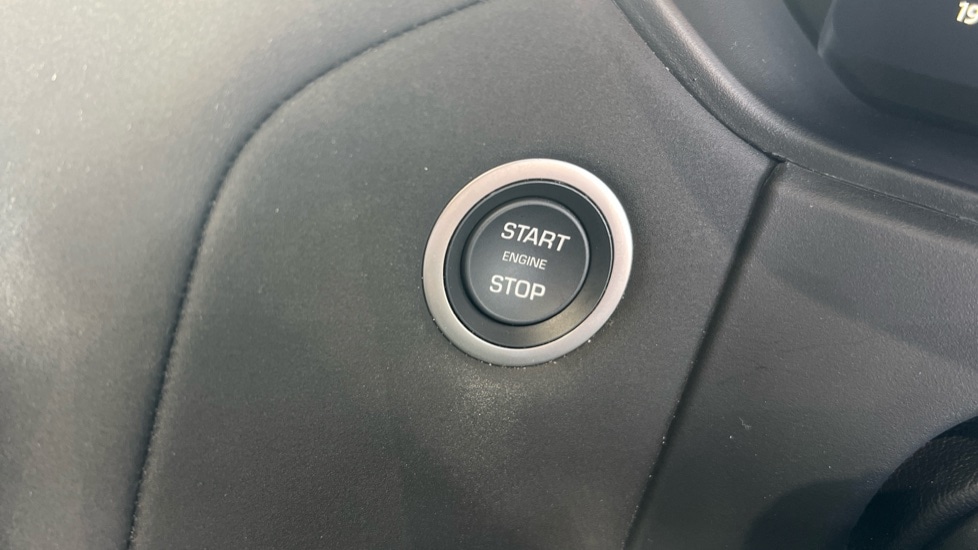 Used Land Rover Range Rover Velar 2024 for sale - 76203773: Photo 64