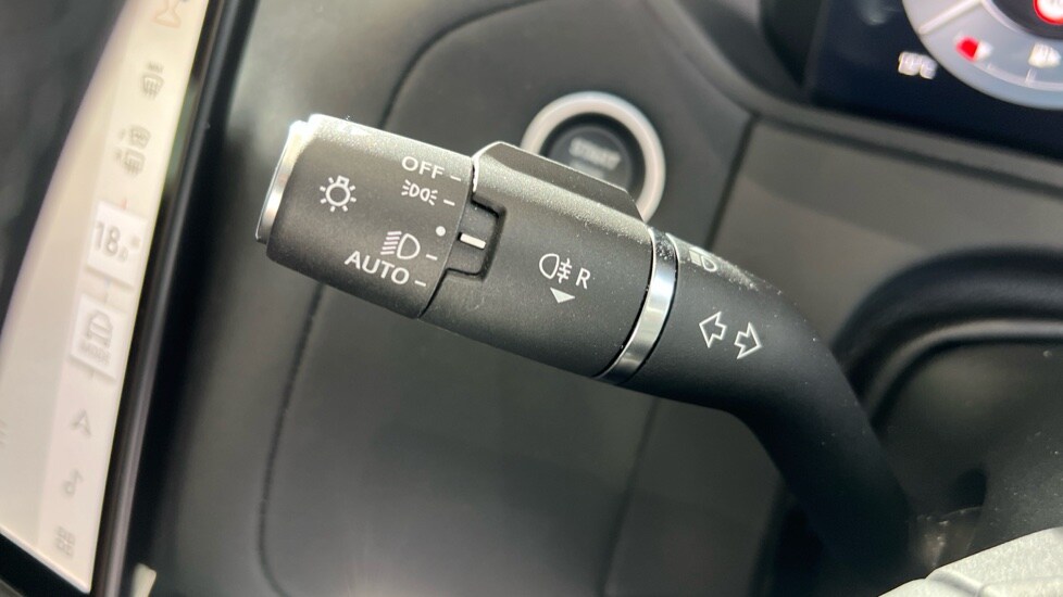 Used Land Rover Range Rover Velar 2024 for sale - 76203773: Photo 67