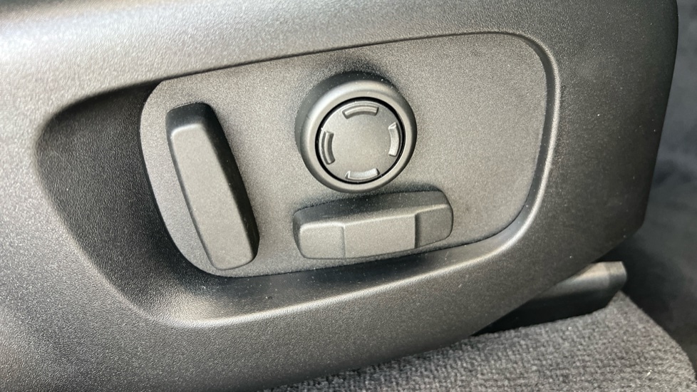 Used Land Rover Range Rover Velar 2024 for sale - 76203773: Photo 73