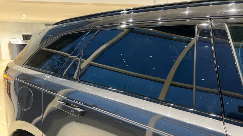 Used Land Rover Range Rover Velar 2021 for sale - 77047709: Photo 44