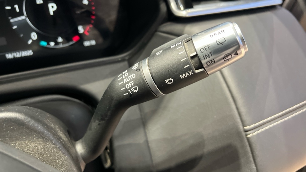 Used Land Rover Range Rover Velar 2021 for sale - 77047709: Photo 73